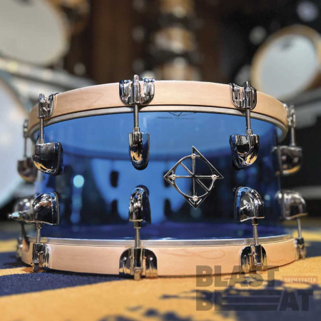 See-Through_Blue_Acrylic_4